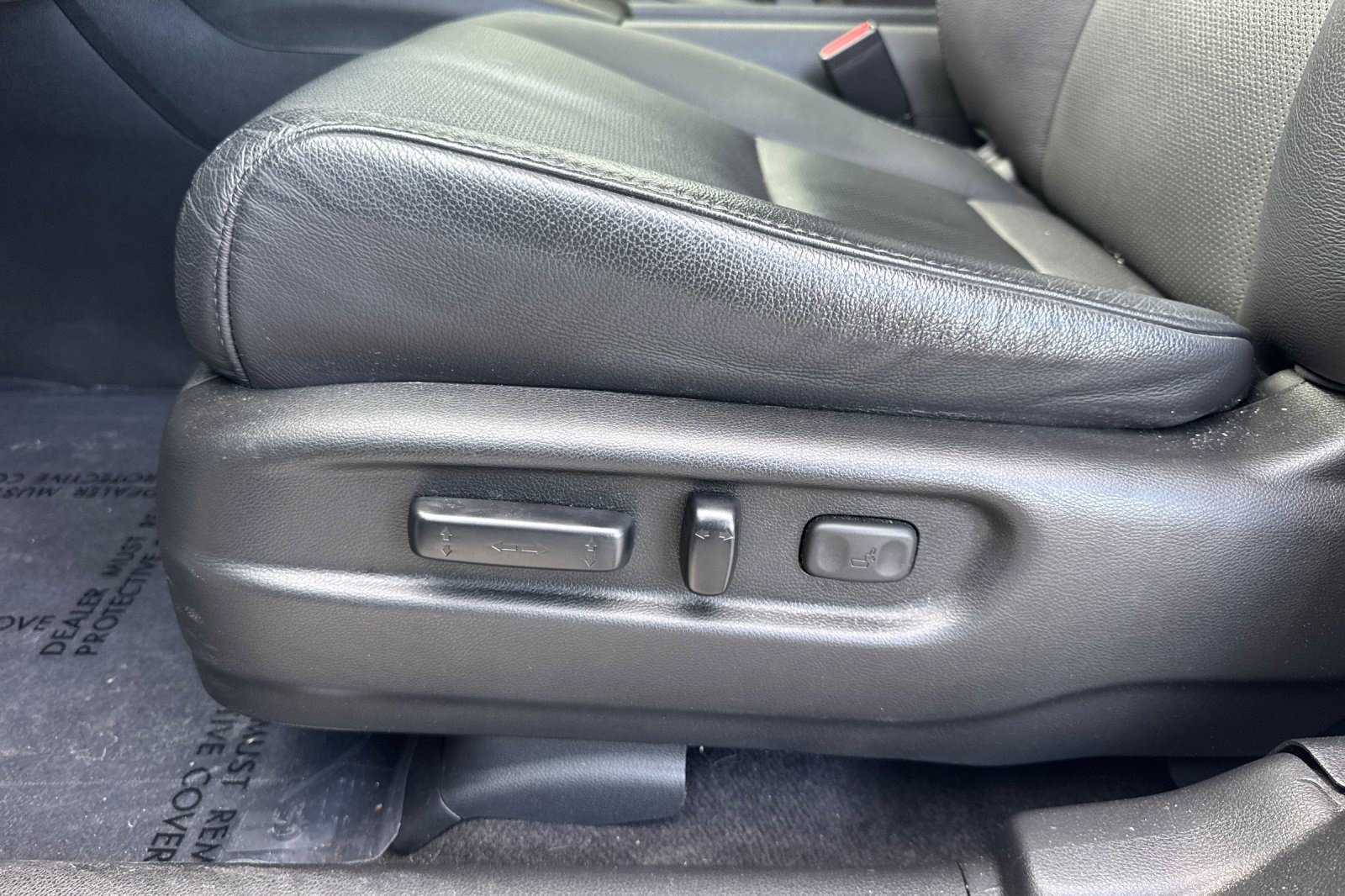 Used 2023 Honda Passport EX-L image 15