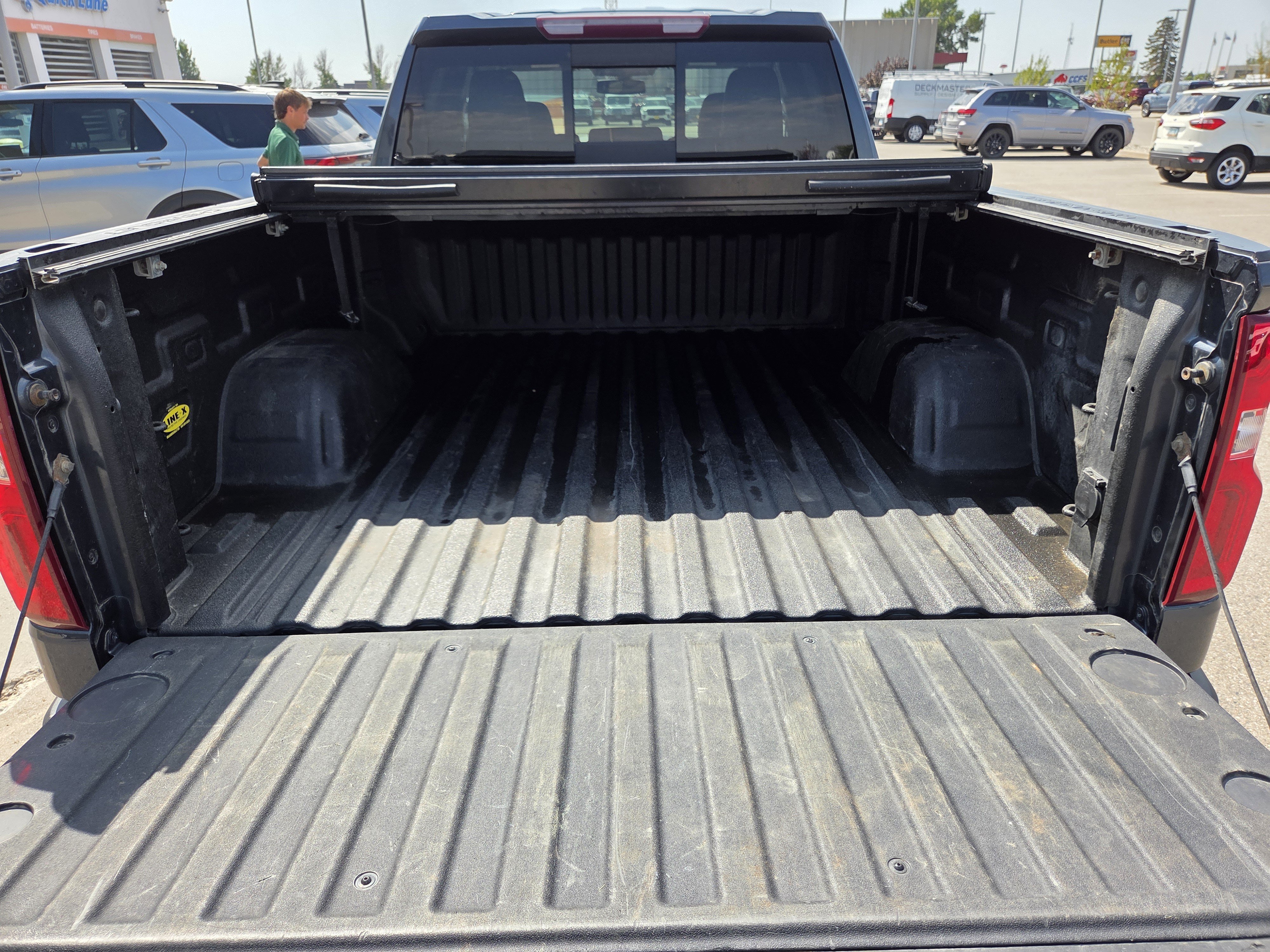 Used 2019 Chevrolet Silverado 1500 LTZ w/ LTZ Plus Package AWD/4WD image 12
