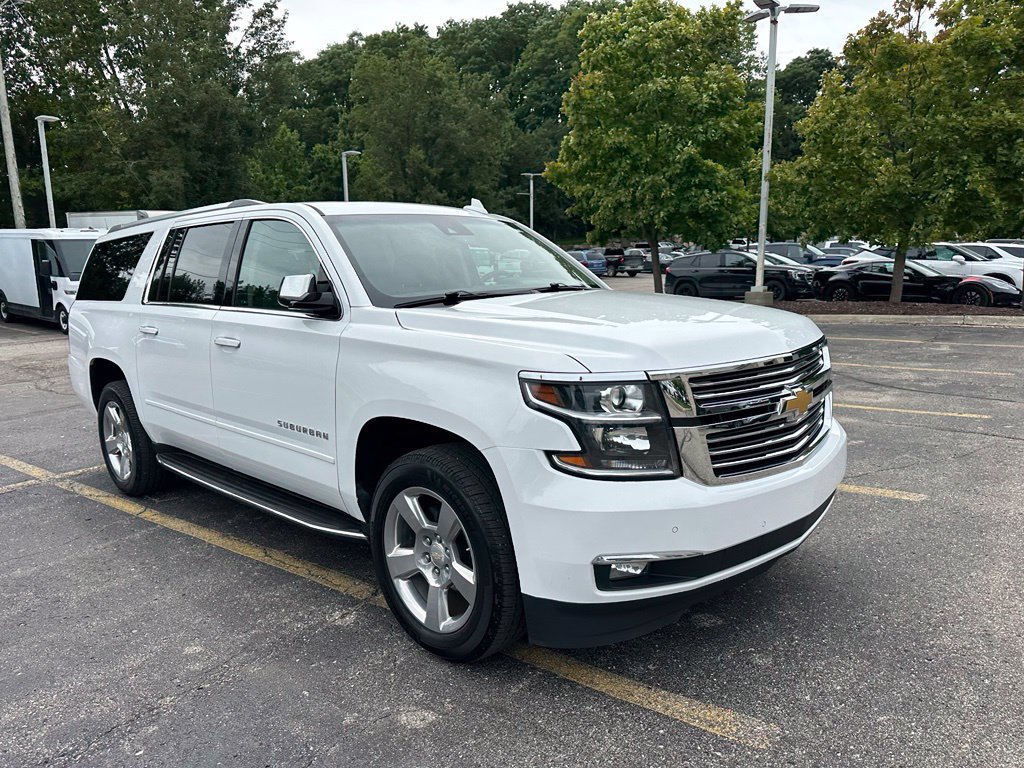 Used 2018 Chevrolet Suburban Premier AWD/4WD image 7