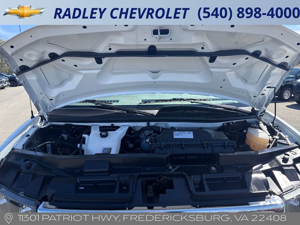 Used 2023 GMC Savana 2500 w/ Driver Convenience Package image 7