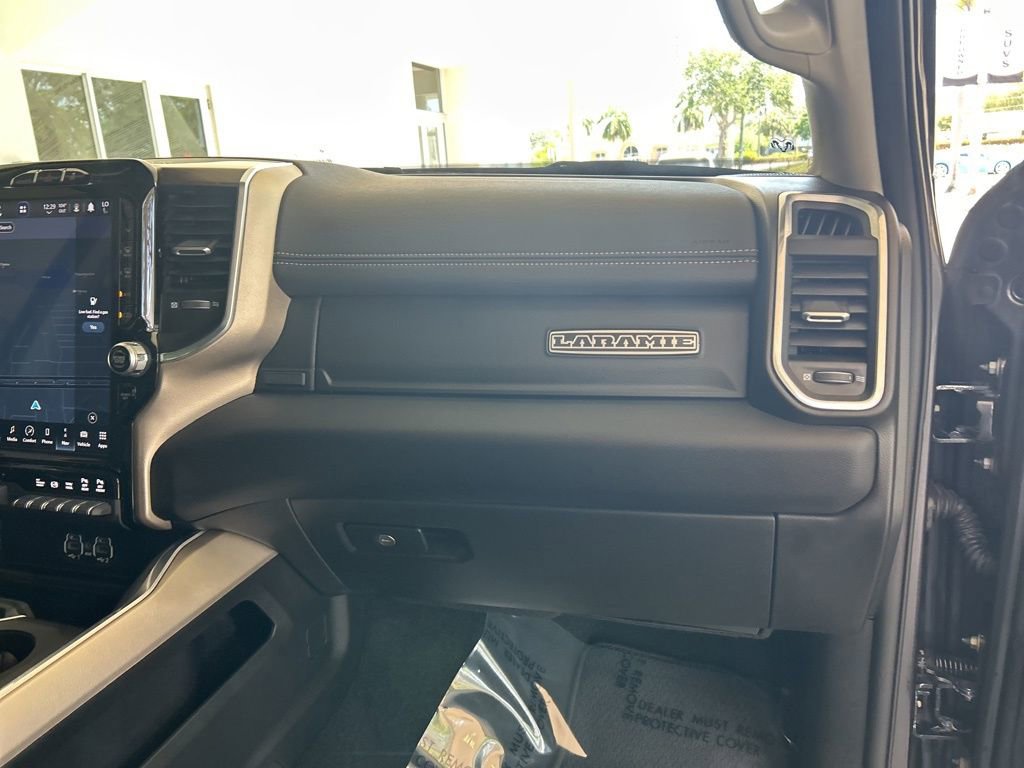 Used 2024 RAM 2500 Laramie w/ Towing Technology Group AWD/4WD image 30