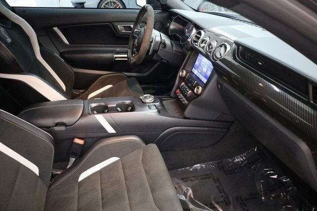 Used 2022 Ford Mustang Shelby GT500 w/ Carbon Fiber Track Pack image 80