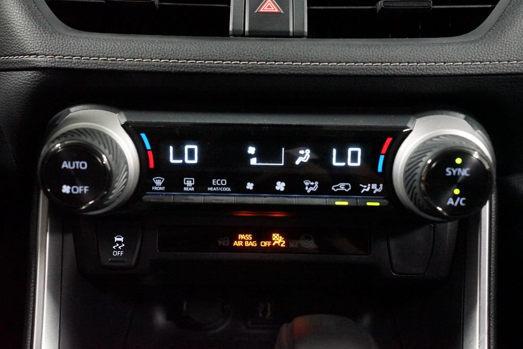 Certified 2023 Toyota RAV4 LE AWD/4WD image 20