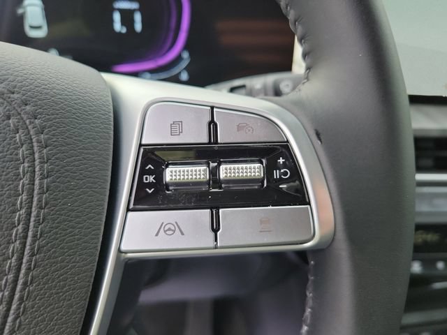 Certified 2025 Kia Telluride EX w/ EX Captain's Chair Package FWD image 15