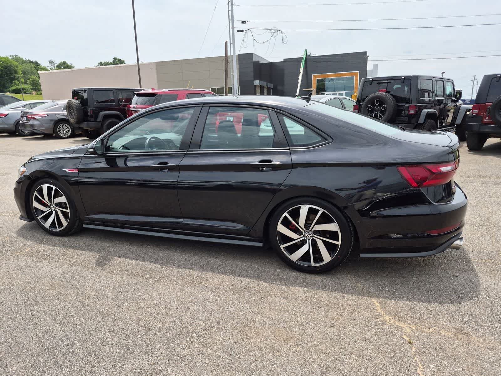 Used 2021 Volkswagen Jetta GLI FWD image 5