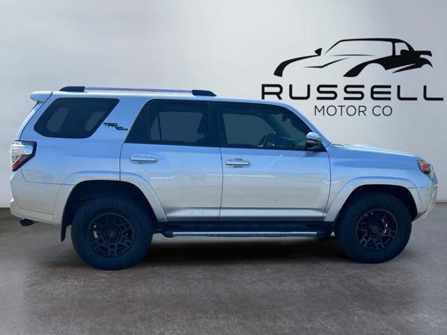 Used 2018 Toyota 4Runner 4WD image 6