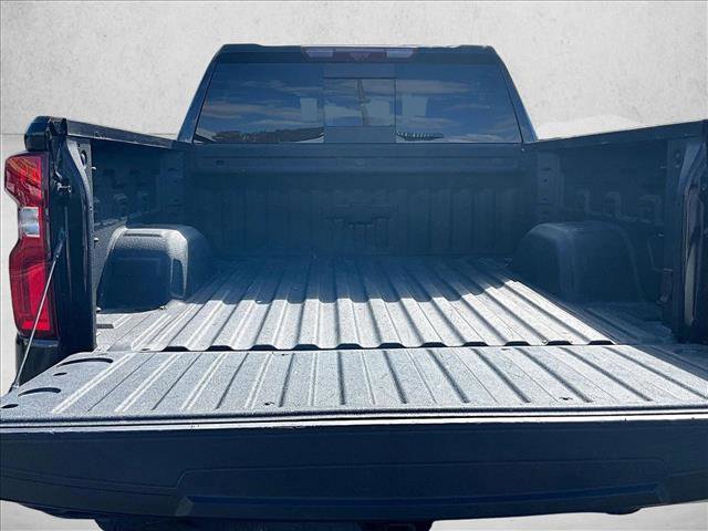 Used 2025 Chevrolet Silverado 1500 ZR2 w/ Technology Package image 29