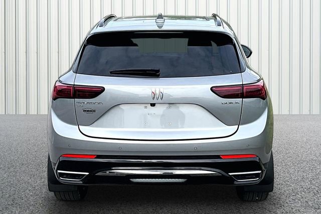Used 2025 Buick Envision Sport Touring AWD/4WD image 4