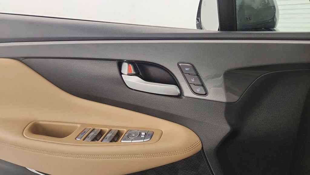 Used 2023 Hyundai Santa Fe Calligraphy image 14