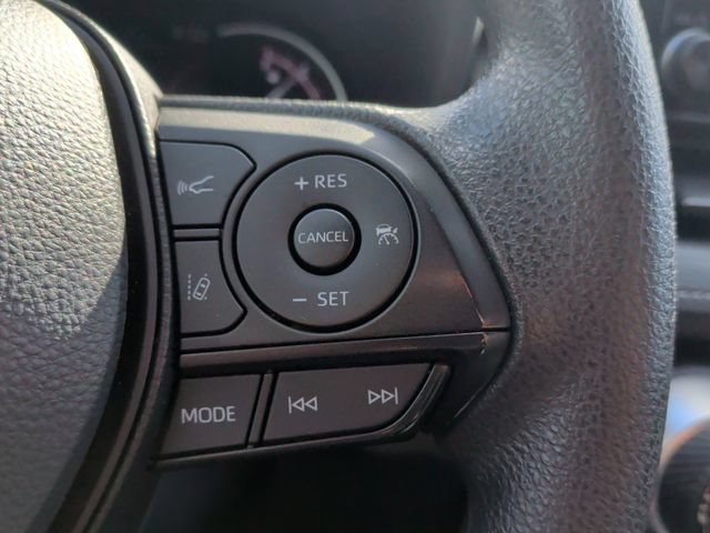 Used 2024 Toyota RAV4 XLE FWD image 16