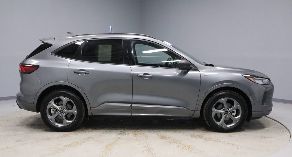 Certified 2024 Ford Escape ST-Line image 11