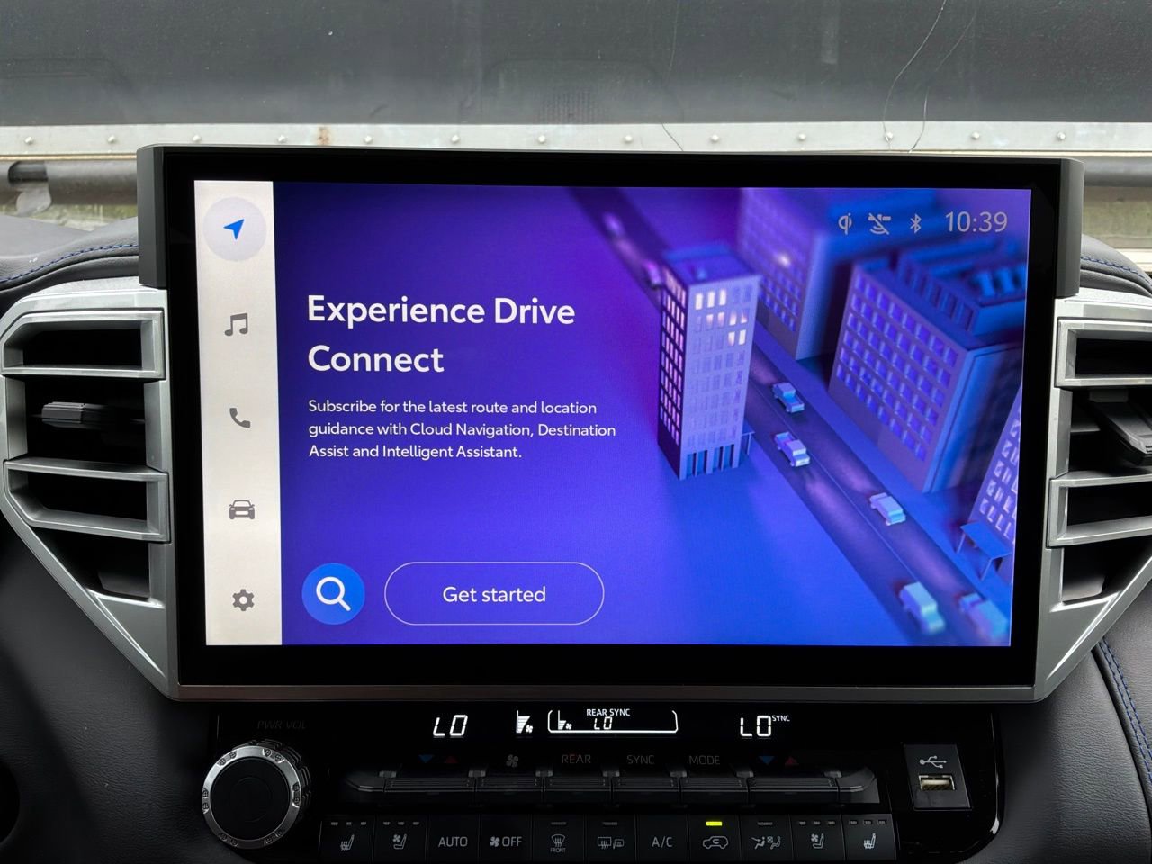 Used 2025 Toyota Sequoia Platinum AWD/4WD image 39