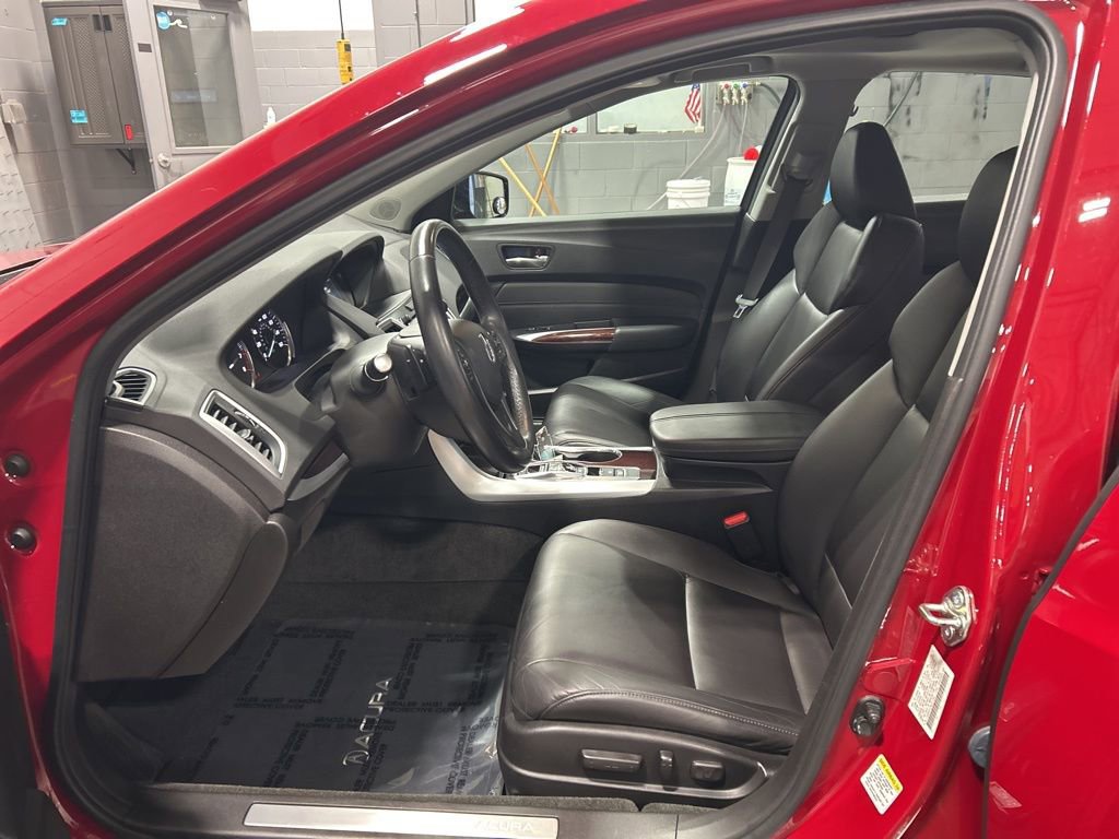Used 2017 Acura TLX V6 image 17