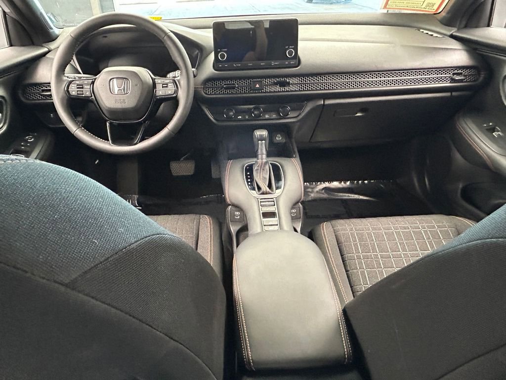Used 2024 Honda HR-V Sport image 36