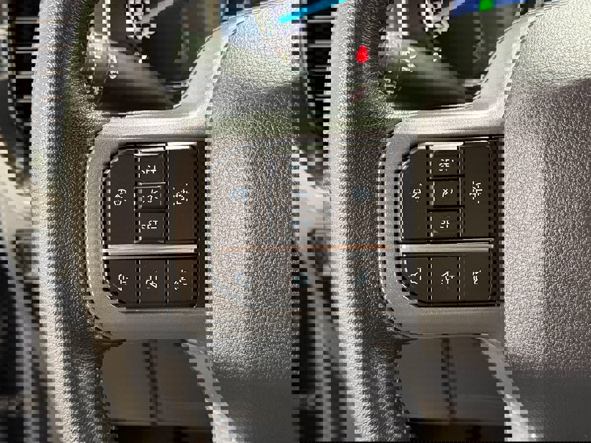 Used 2022 Ford F150 XLT w/ Equipment Group 302A High image 17