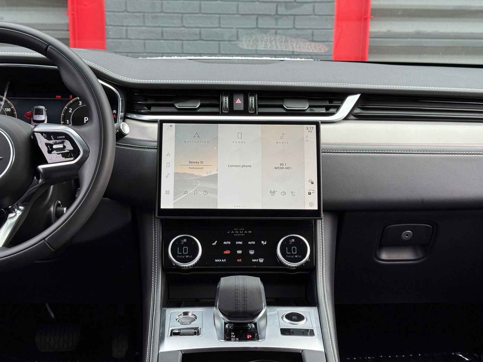 Used 2026 Jaguar F-PACE R-Dynamic S AWD/4WD image 24