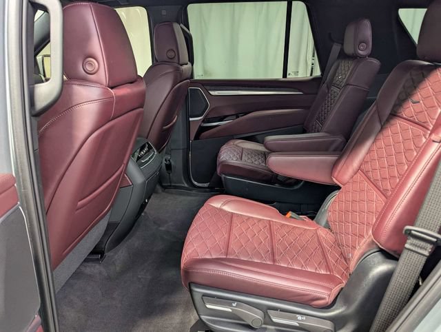 Used 2025 Cadillac Escalade Sport w/ LPO, ONYX Package RWD image 10