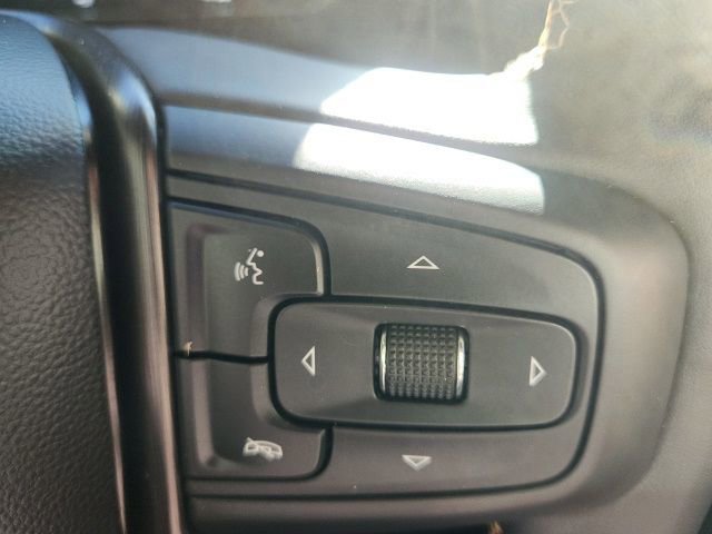 Used 2024 GMC Yukon AT4 w/ Technology Package image 43