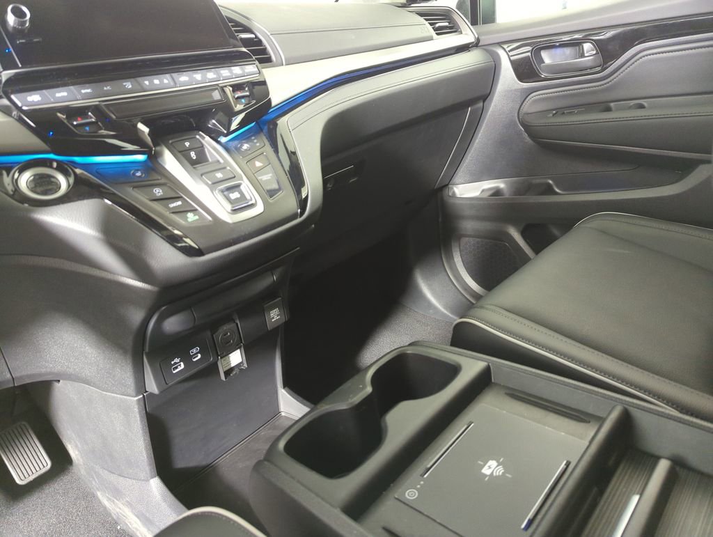 Certified 2025 Honda Odyssey Touring image 20