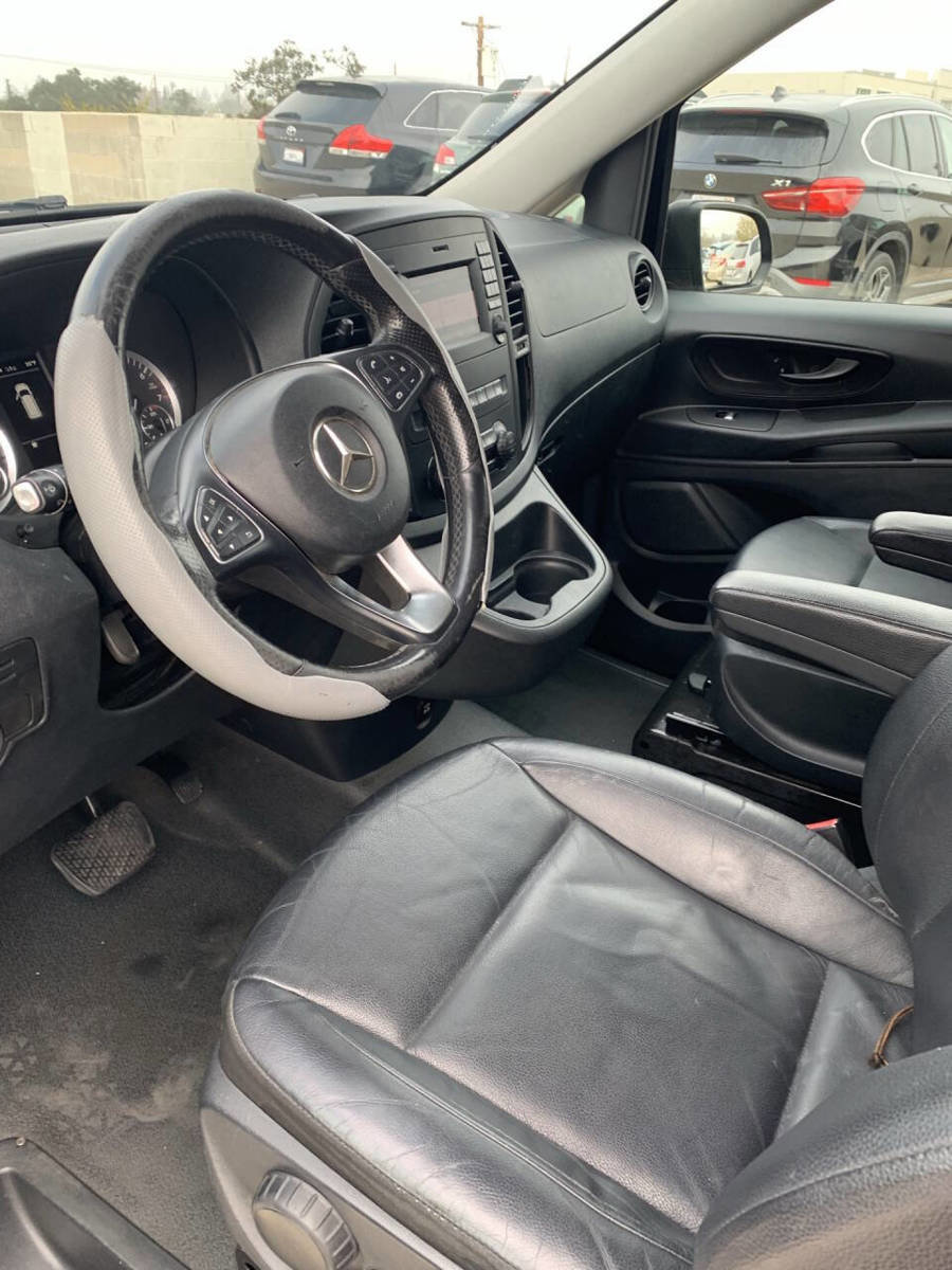 Used 2017 Mercedes-Benz Metris Passenger image 11