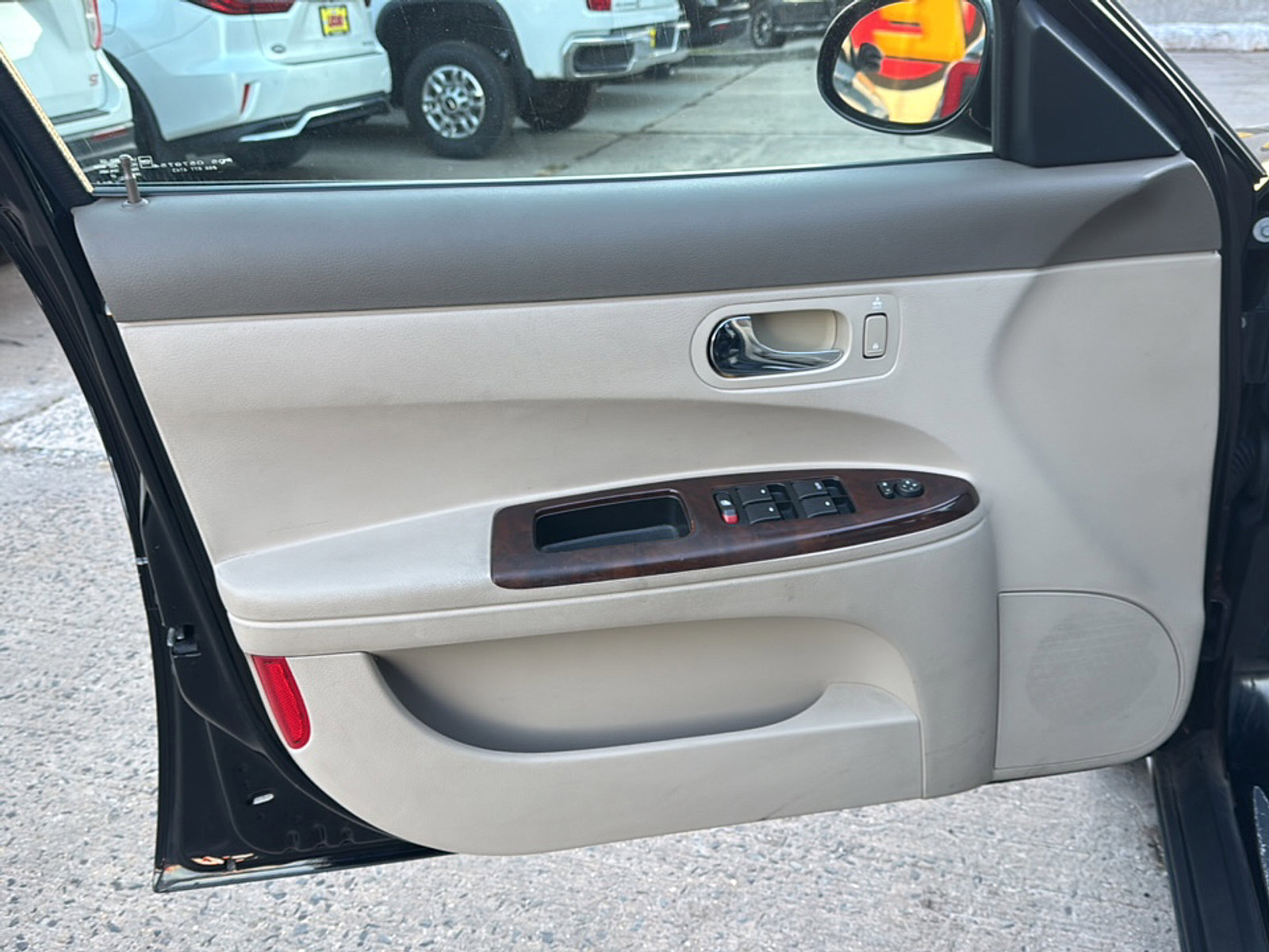 Used 2007 Buick LaCrosse CX w/ Chrome Enhancement Package image 14