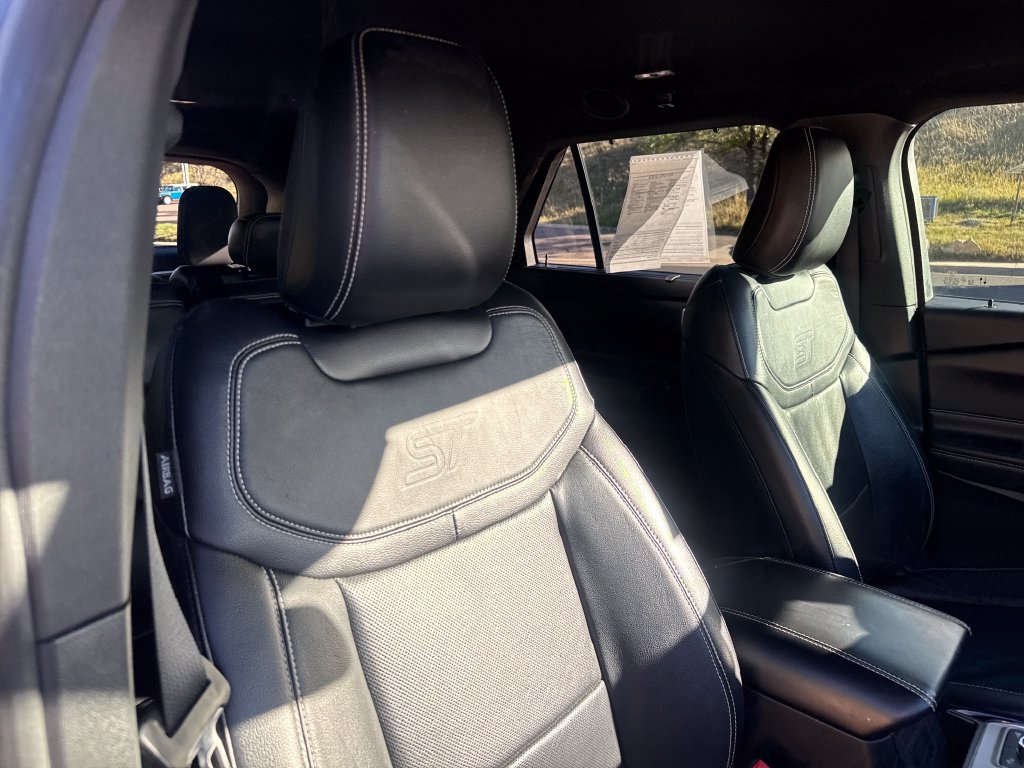 Used 2021 Ford Explorer ST w/ Equipment Group 401A AWD/4WD image 31