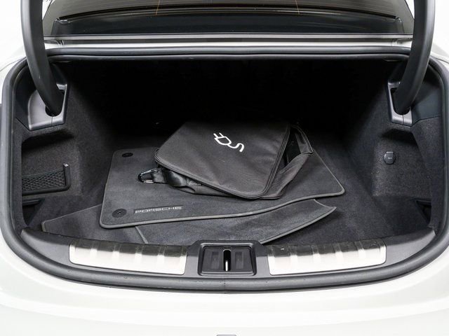 Certified 2023 Porsche Taycan GTS image 33