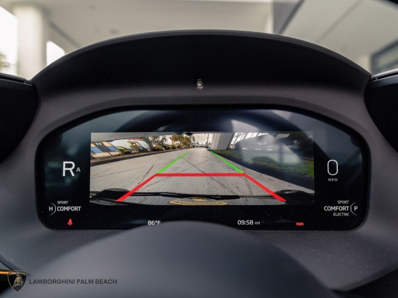 Used 2025 McLaren Artura Spider RWD image 25