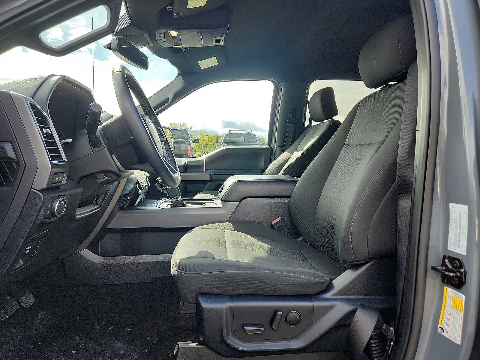 Used 2020 Ford F150 XLT w/ Equipment Group 302A Luxury image 13