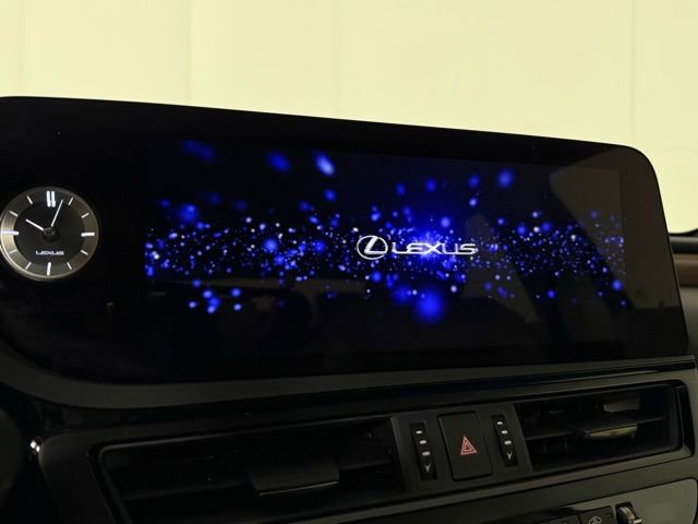 Used 2025 Lexus ES 300h w/ Premium Package image 22