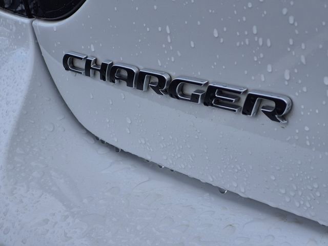 Used 2021 Dodge Charger SXT RWD image 10