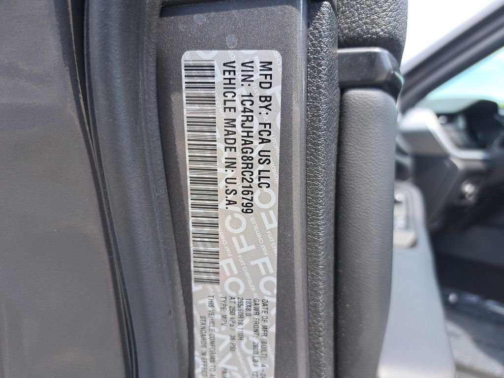 Used 2024 Jeep Grand Cherokee Altitude AWD/4WD image 67
