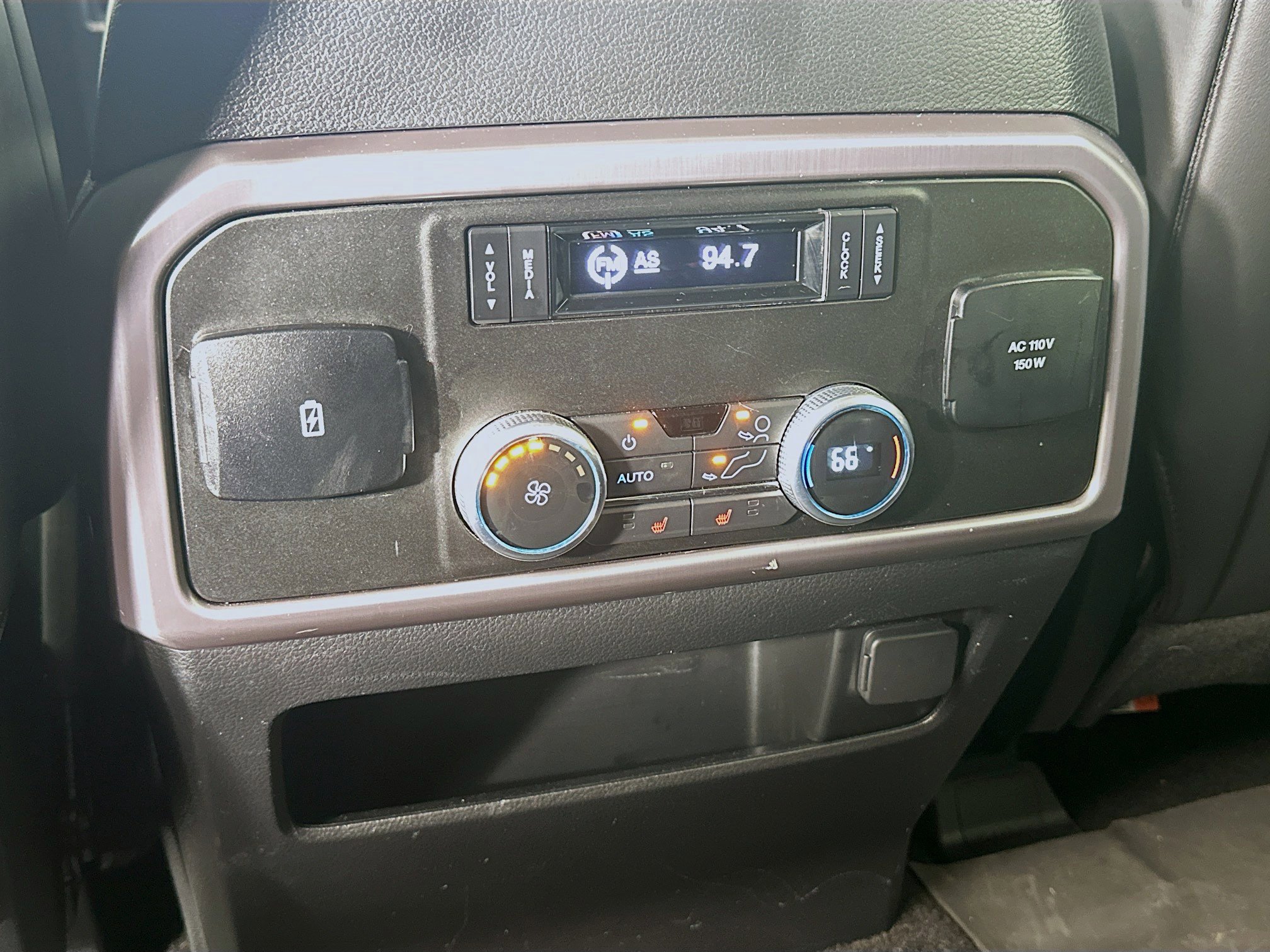 Used 2021 Ford Expedition Platinum image 28