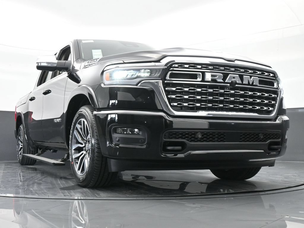 Used 2025 RAM 1500 Limited AWD/4WD image 46