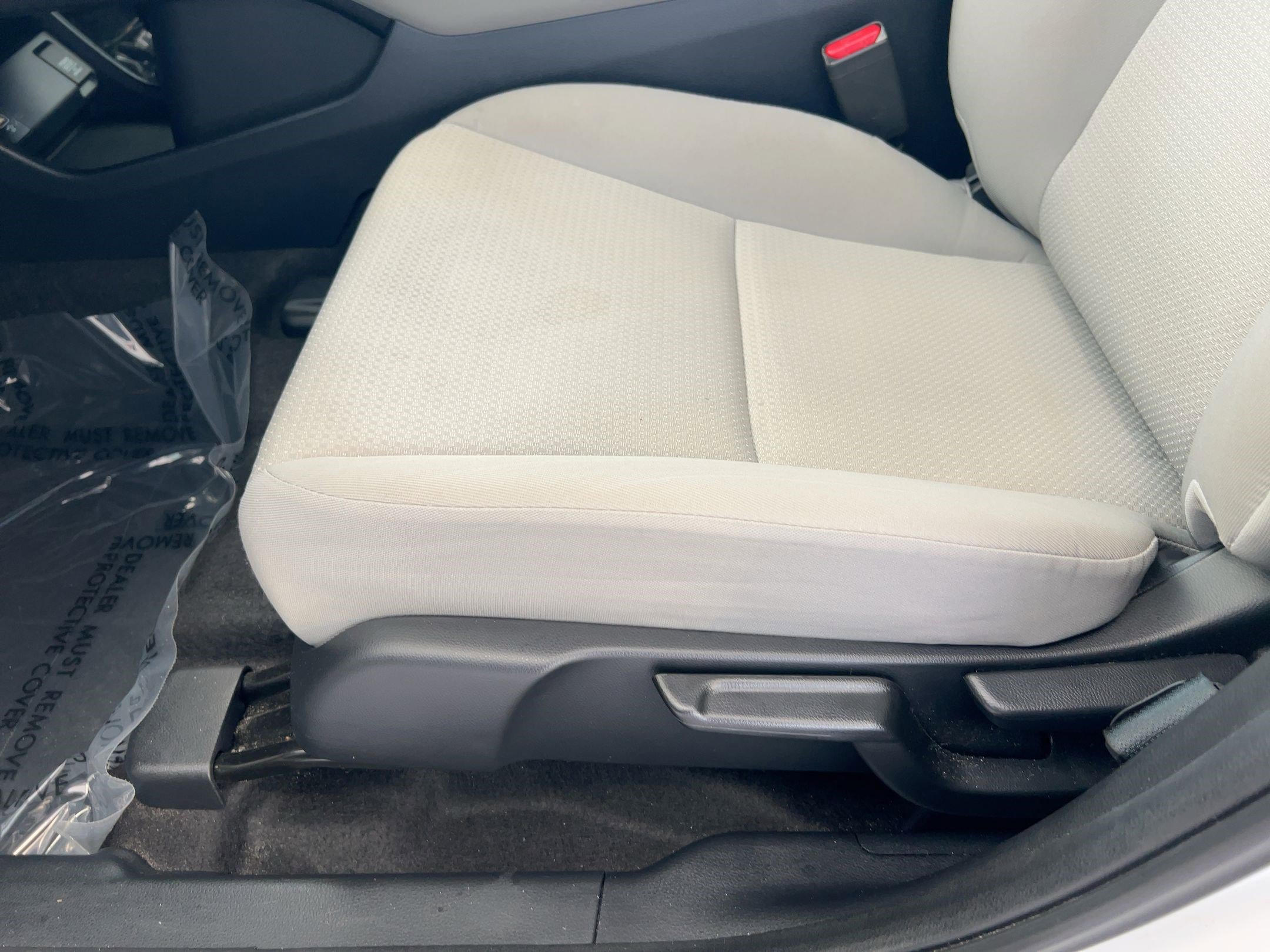 Used 2022 Honda HR-V LX image 14