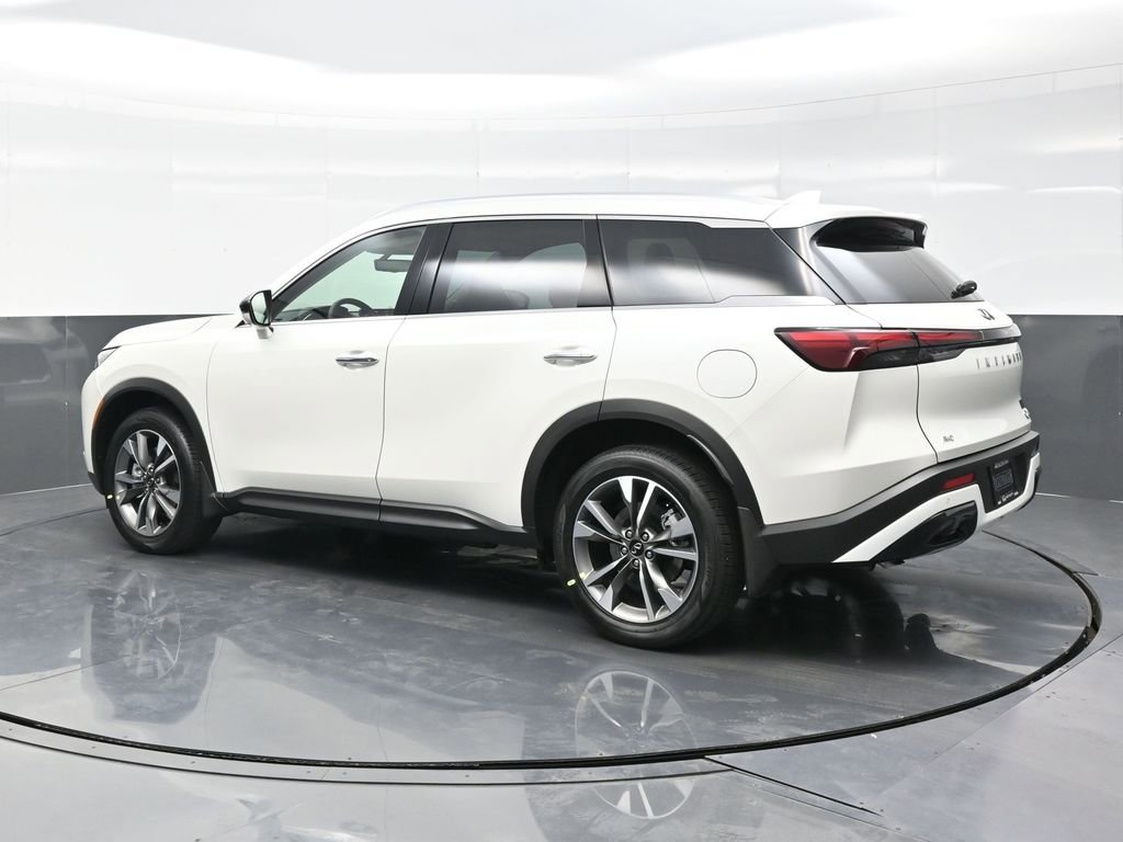 Used 2025 INFINITI QX60 Luxe w/ Vision Package image 4
