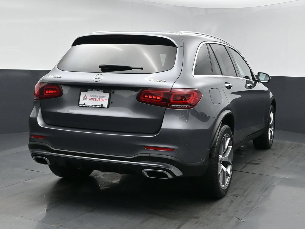 Used 2021 Mercedes-Benz GLC 300 4MATIC w/ AMG Line image 20