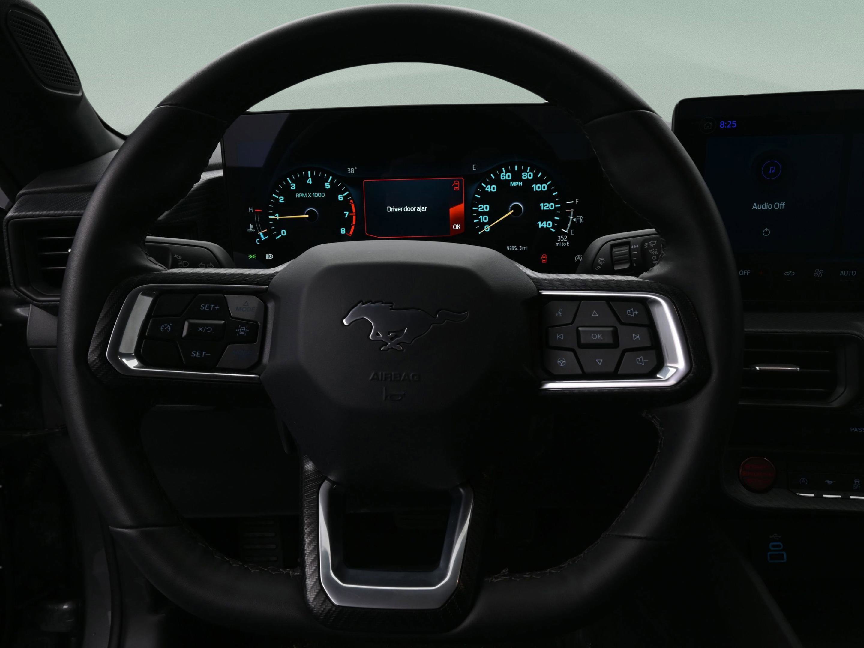 Used 2025 Ford Mustang EcoBoost image 40