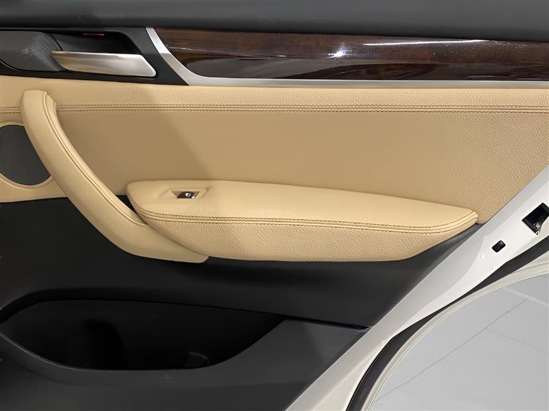 Used 2017 BMW X4 M40i image 13