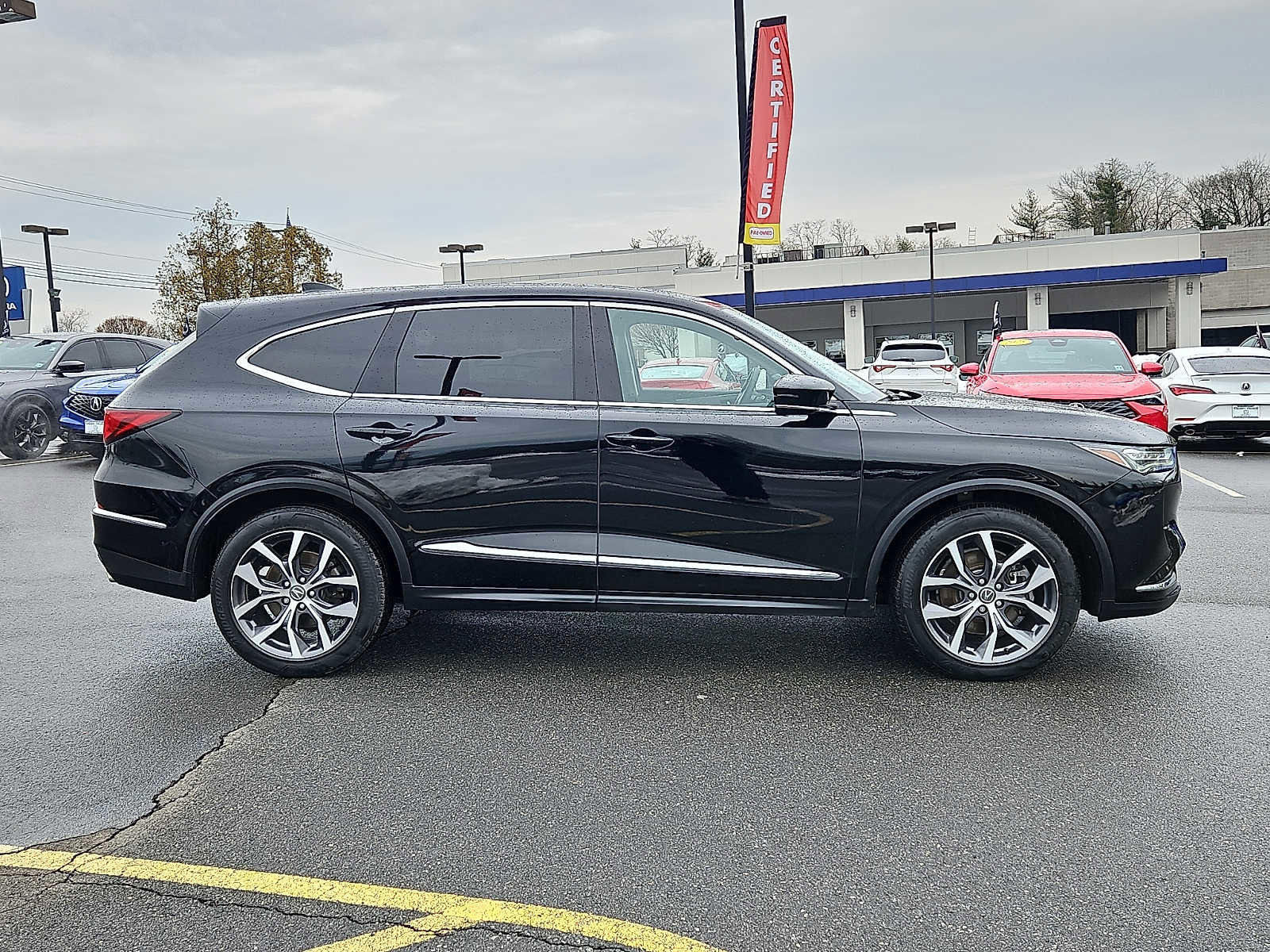 Used 2023 Acura MDX SH-AWD w/ Technology Package image 8