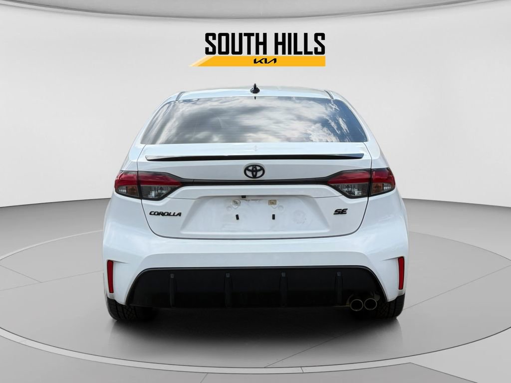 Used 2024 Toyota Corolla Sedan w/ SE Convenience Package FWD image 4