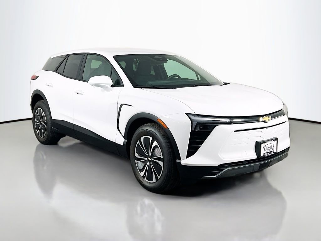 New 2026 Chevrolet Blazer EV LT image 3