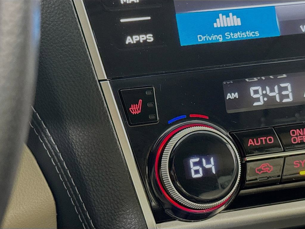 Used 2018 Subaru Outback 3.6R Limited image 21