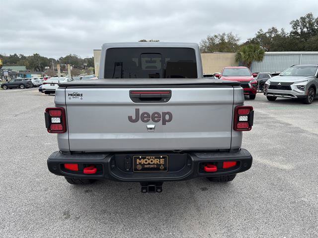 Used 2021 Jeep Gladiator Rubicon AWD/4WD image 5