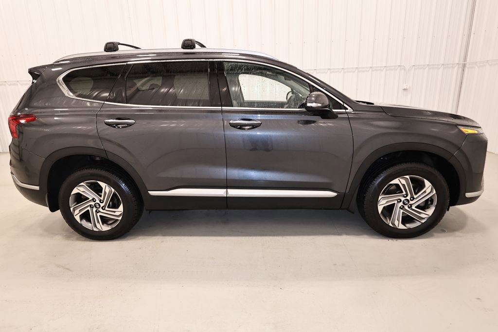 Used 2022 Hyundai Santa Fe SEL w/ Convenience + Premium Package AWD/4WD image 2