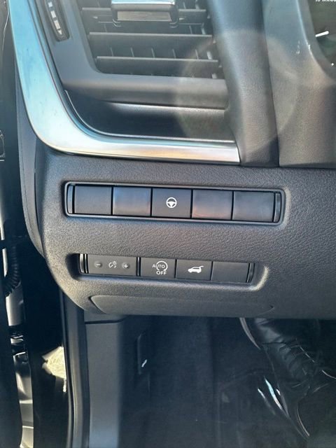 New 2026 Nissan Rogue SV image 22