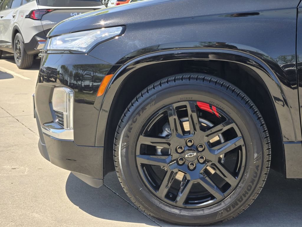 Used 2023 Chevrolet Traverse Premier w/ Redline Edition image 14
