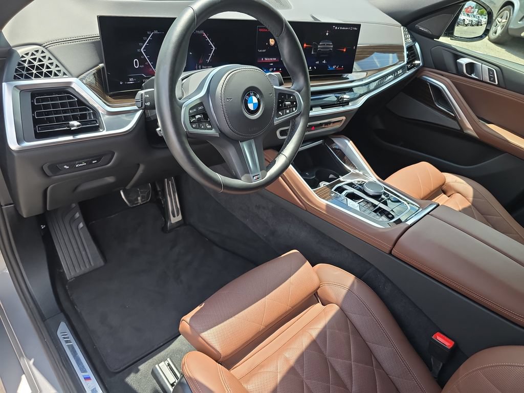 Used 2026 BMW X6 xDrive40i w/ Climate Comfort Package AWD/4WD image 9