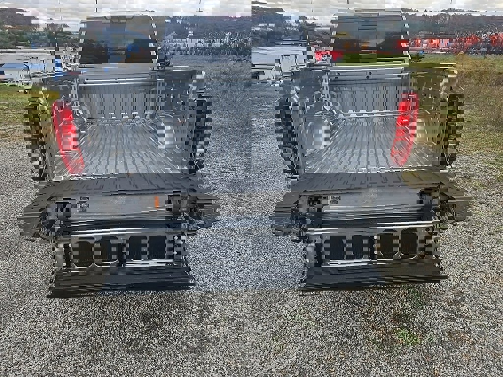 New 2026 GMC Sierra 2500 SLE image 19