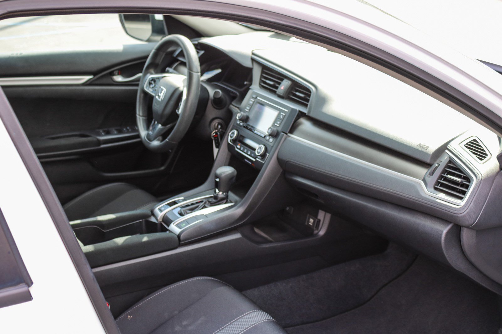 Used 2020 Honda Civic LX image 18